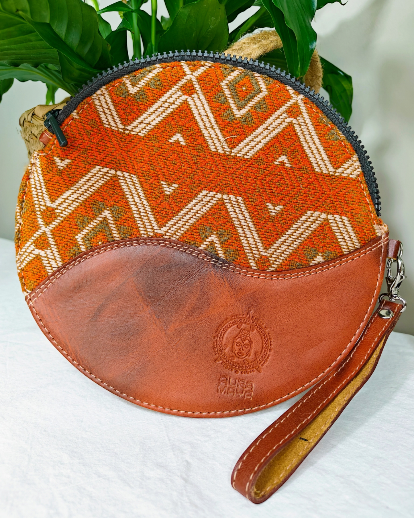 Handcrafted Embroidered Leather clutch bags - Fair trade clutch bags - AURA MAYA - Aura Maya