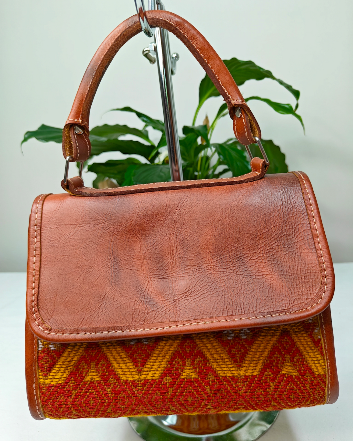 Brown Small leather bags with ethnic embroidery - Handled Handbag - AURA MAYA - Aura Maya