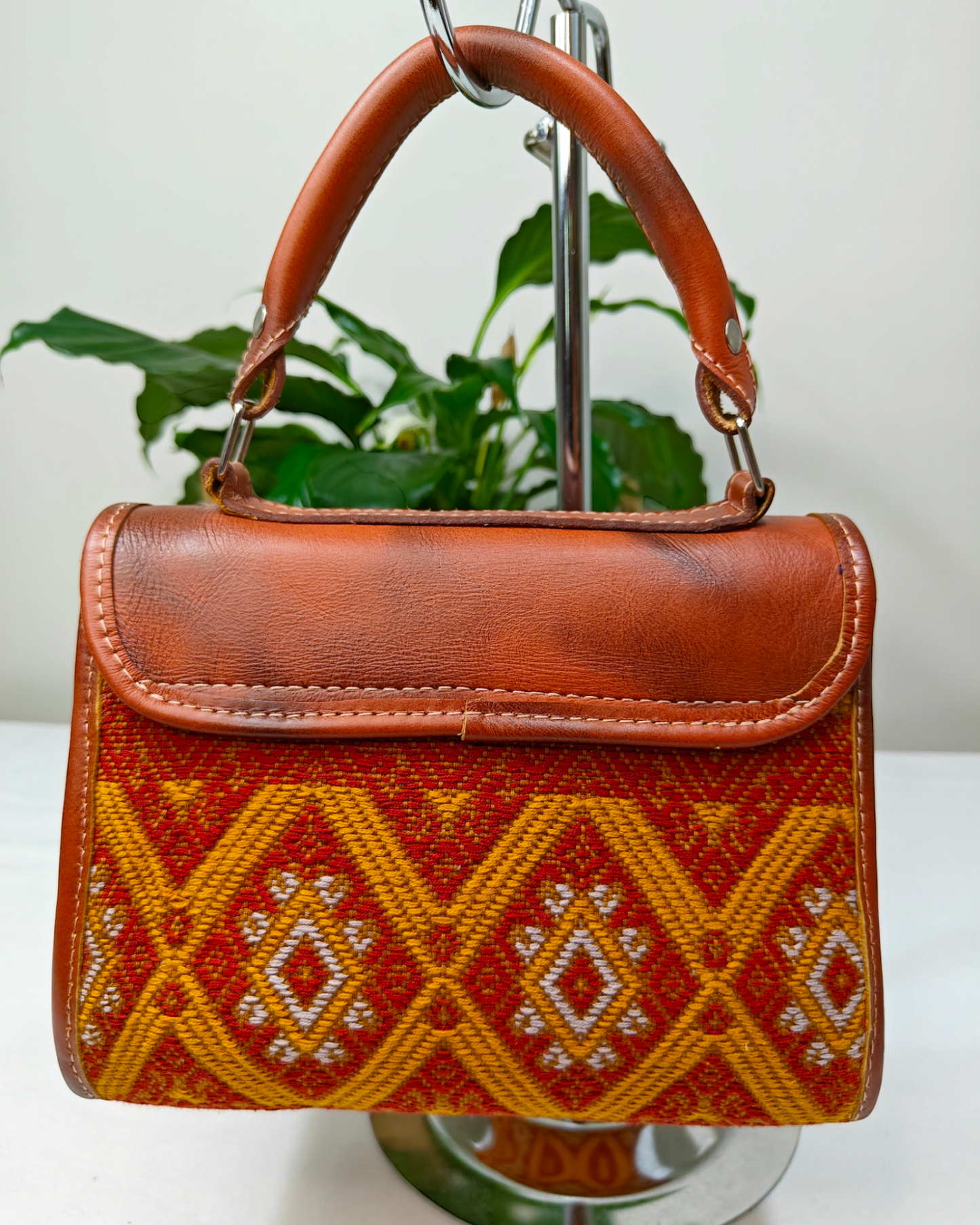 Brown Small leather bags with ethnic embroidery - Handled Handbag - AURA MAYA - Aura Maya