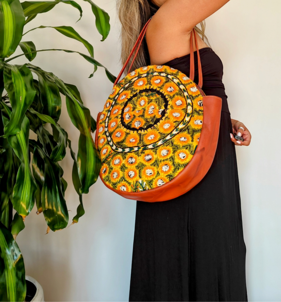 Olivia Mark – Knot Detail Large Capacity Shoulder Tote Bag – Women Tote Bags  – Olivia Mark