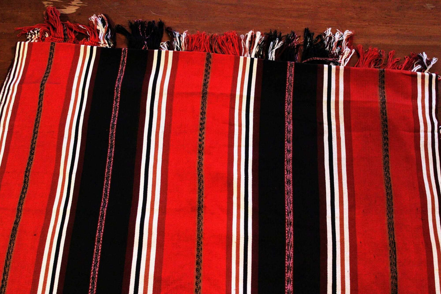 Fair trade table runners - Guatemalan textile - One-of-a-kind Fabrics - AURA MAYA - Aura Maya